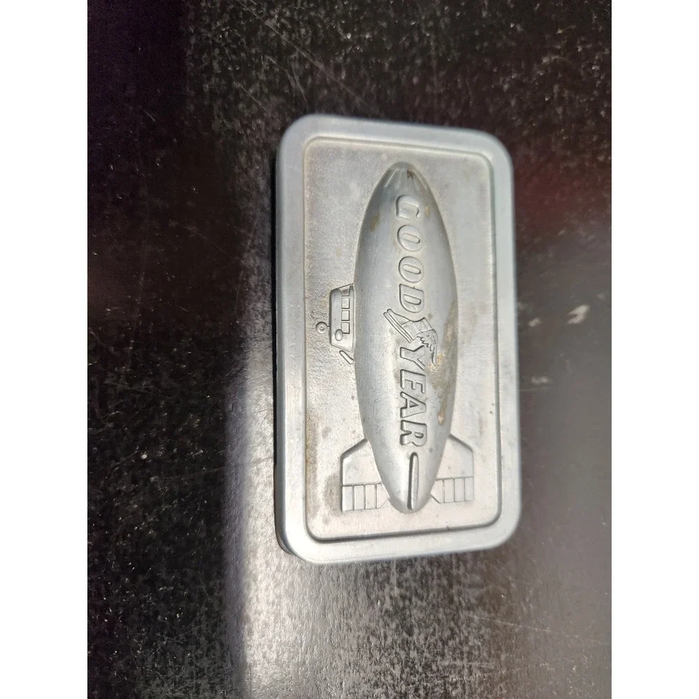 Goodyear Belt Buckle Blimp Zeppelin Silver Tone 1974‎ Vintage